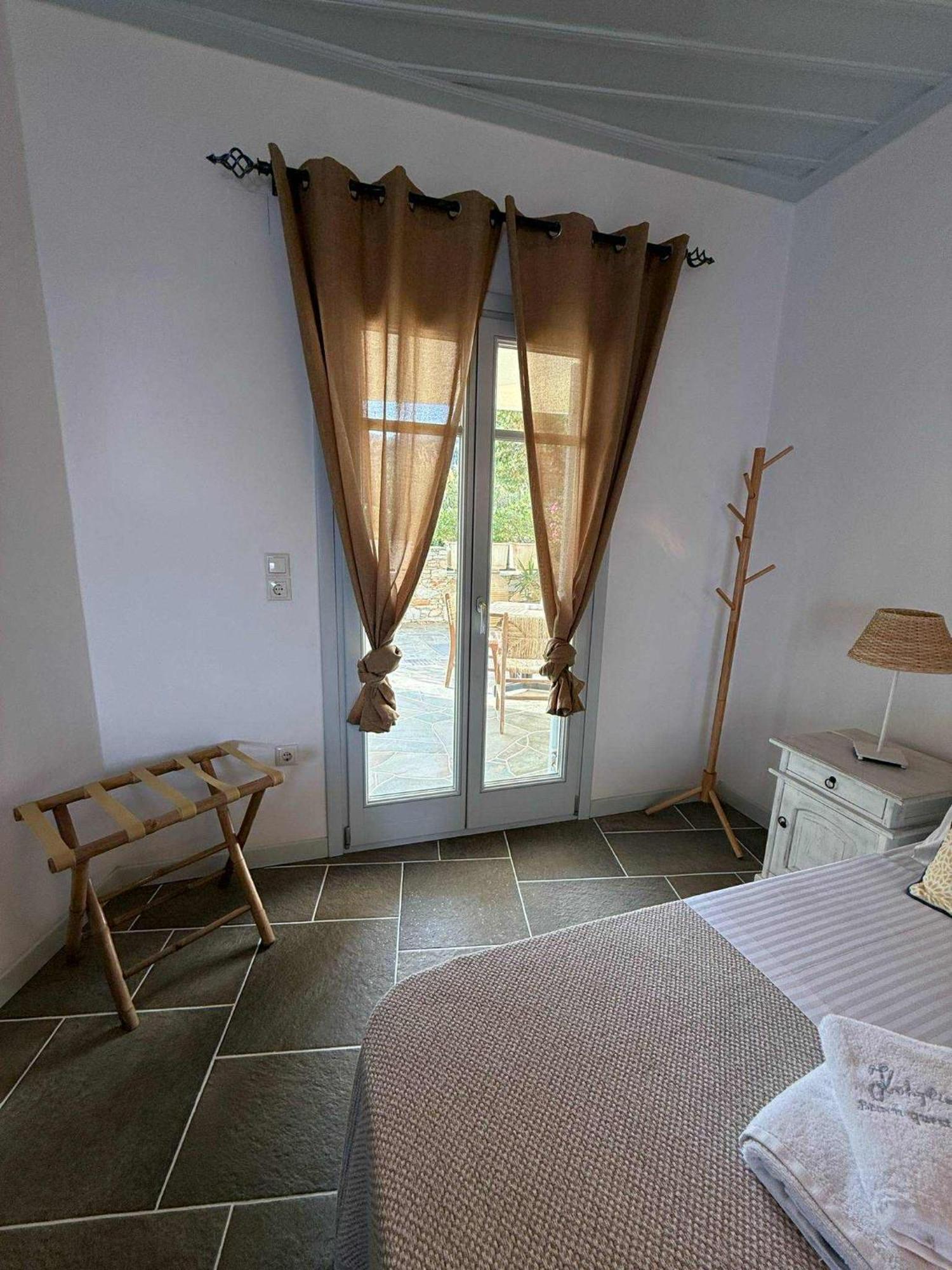 Kohylia Beach Guest House Platis Gialos  Eksteriør billede